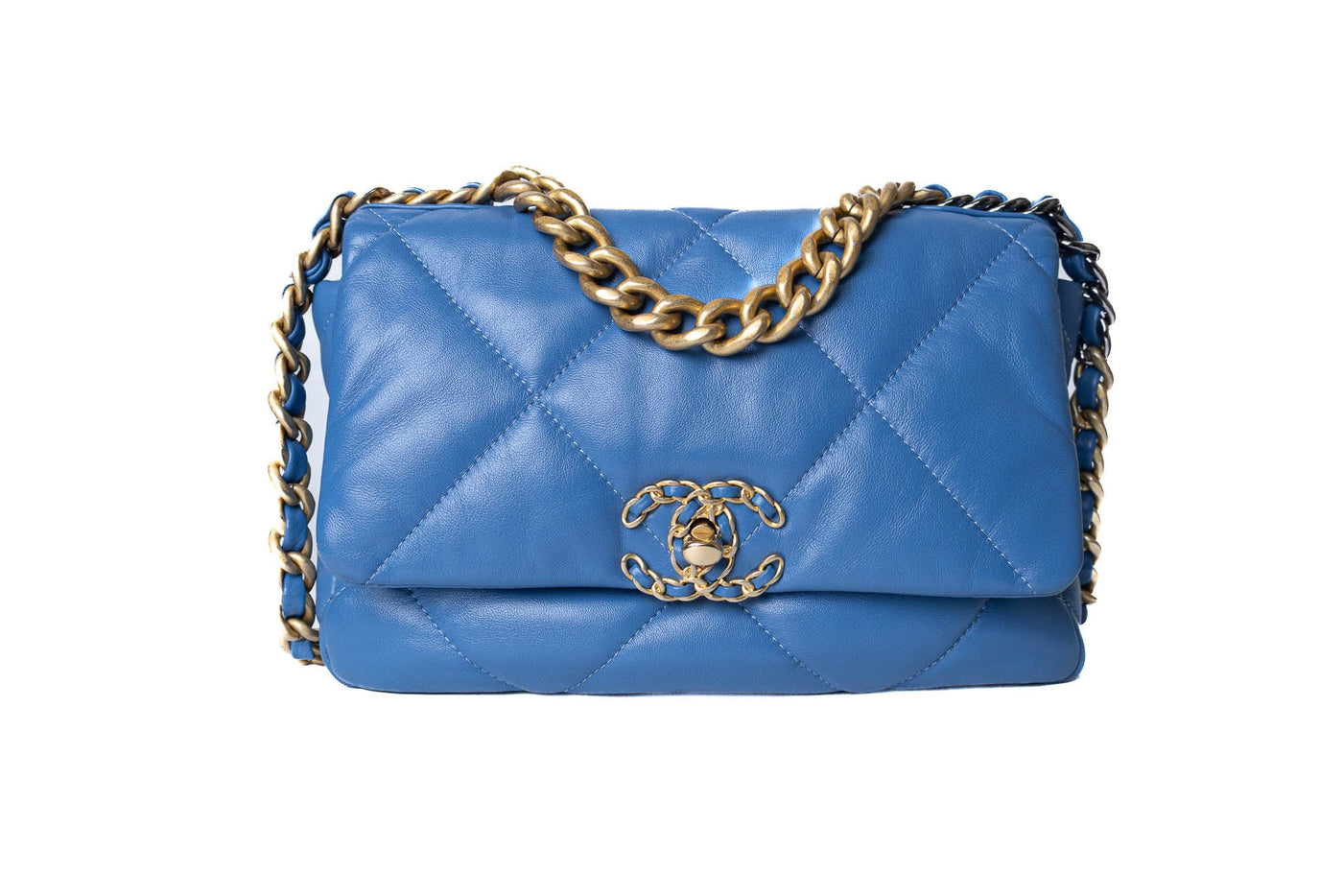 Cómo saber si una cartera Chanel es original: las señales que de verdad importan