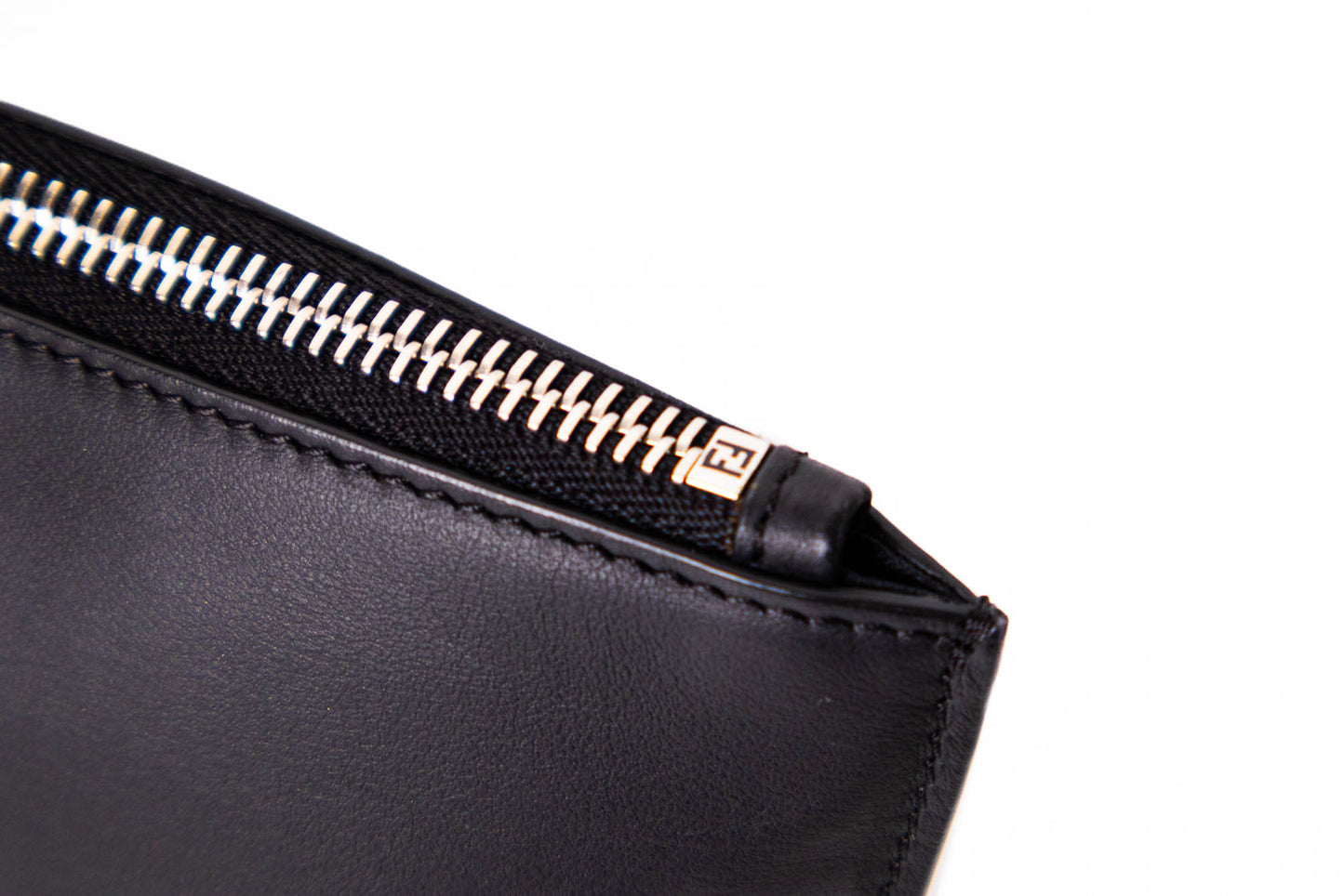 FENDI VITELLO CENTURY METAL MONSTER EYES POUCH BLACK