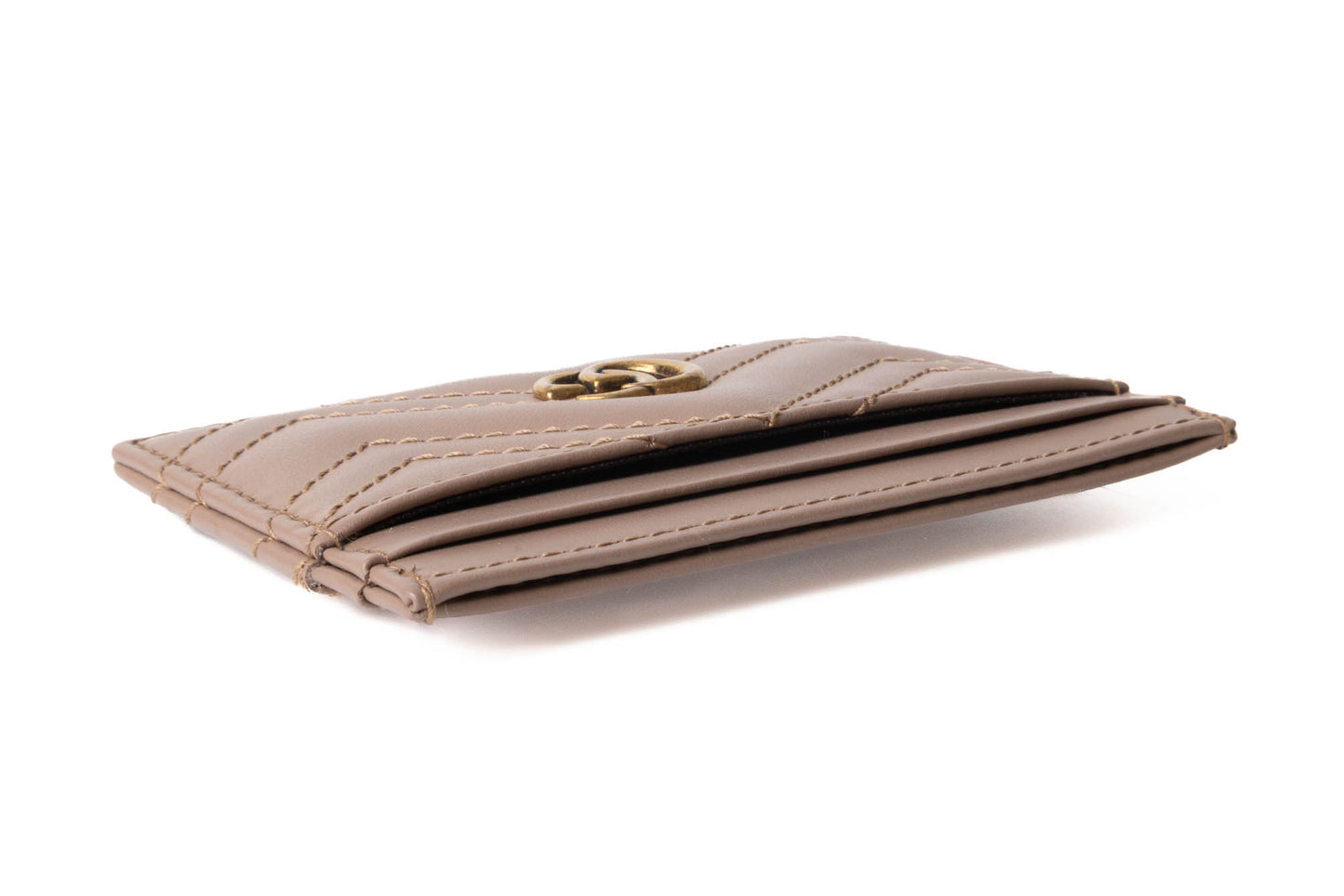 TARJETERO GUCCI MARMONT MATELASSE BEIGE