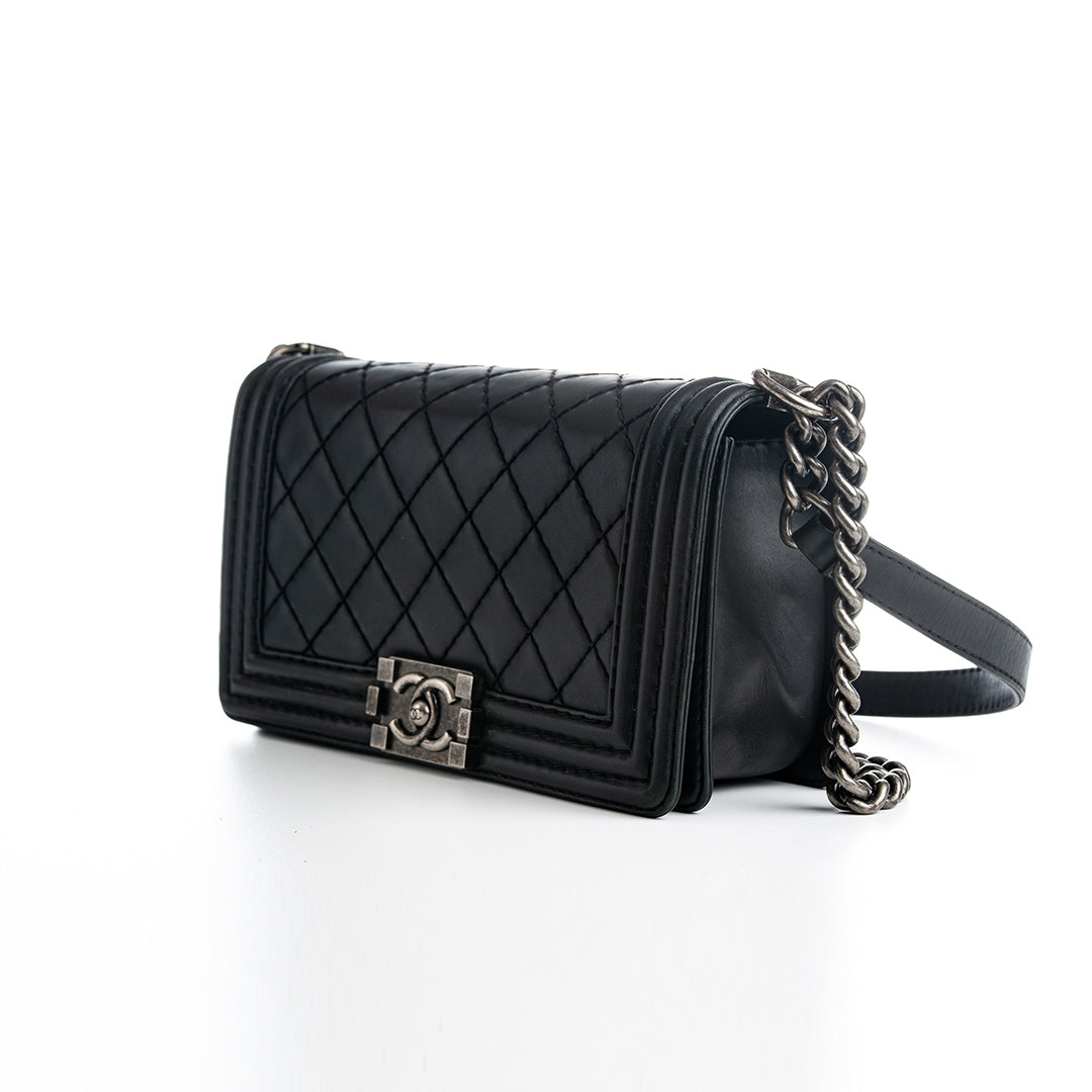 CHANEL BOY CALFSKIN MEDIUM