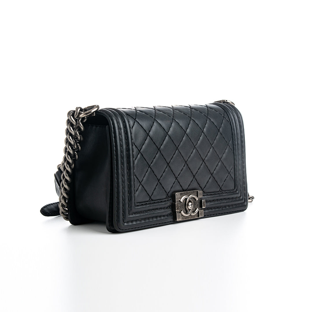 CHANEL BOY CALFSKIN MEDIUM