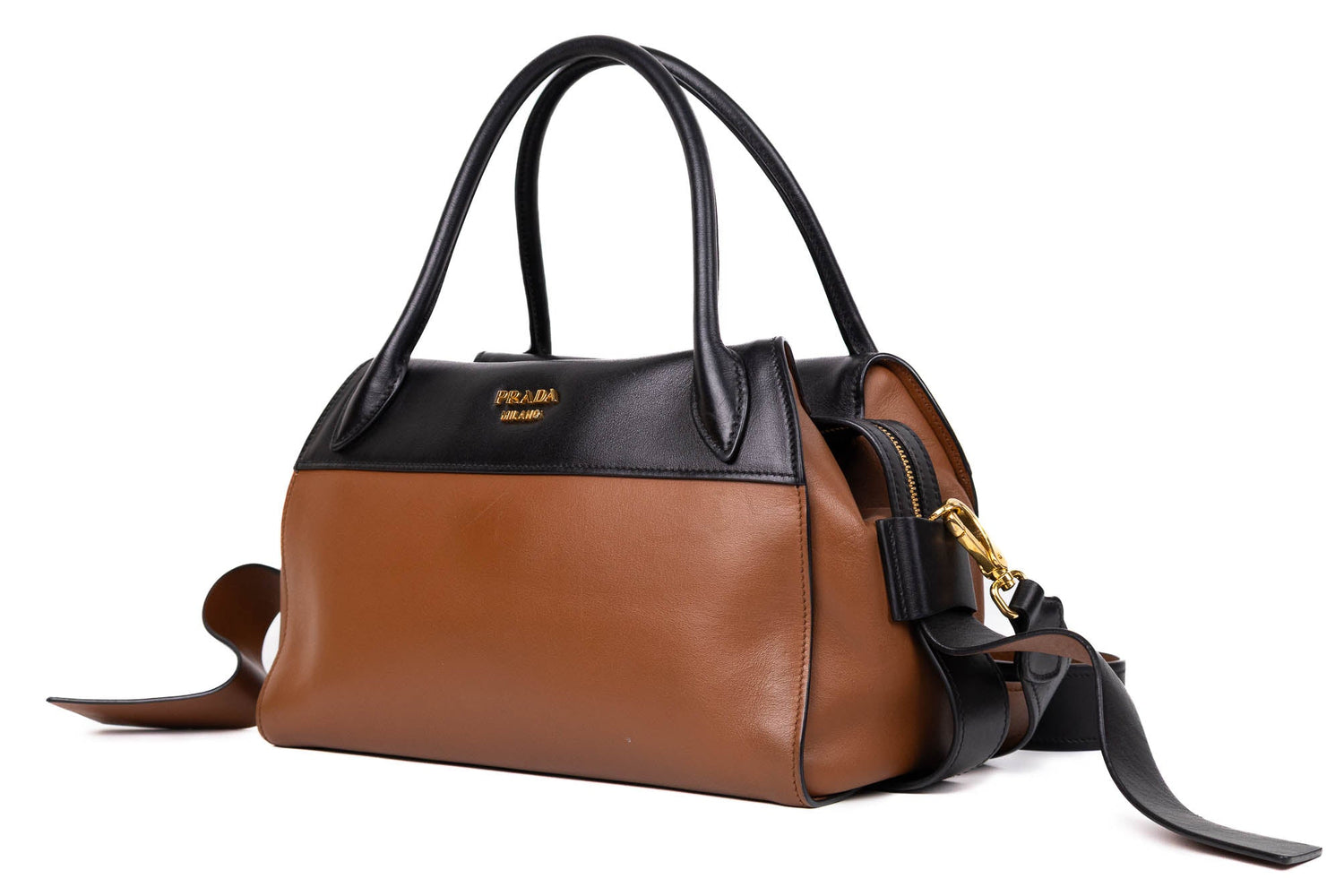 Diseñadores: PRADA