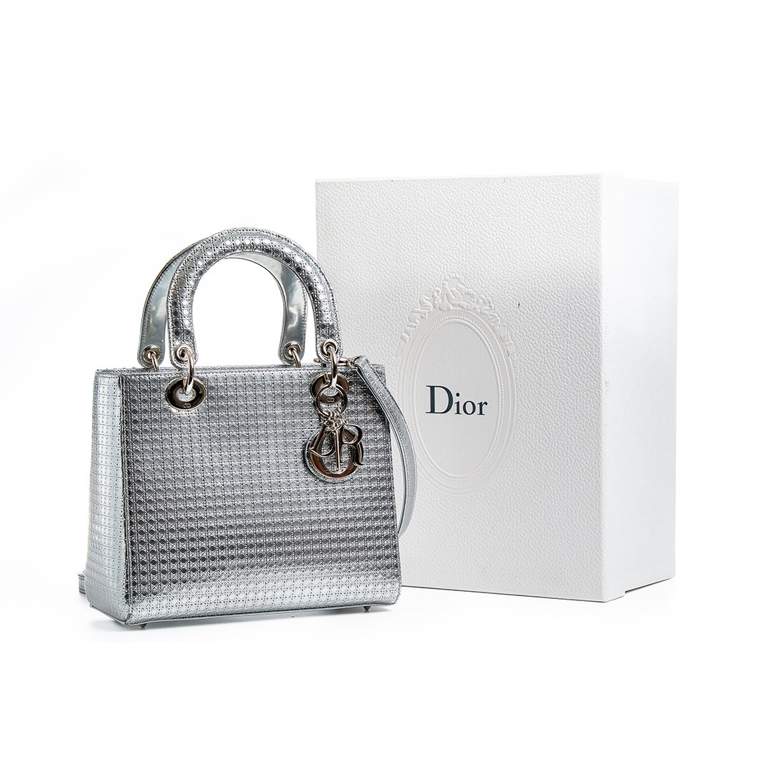 Diseñador: DIOR