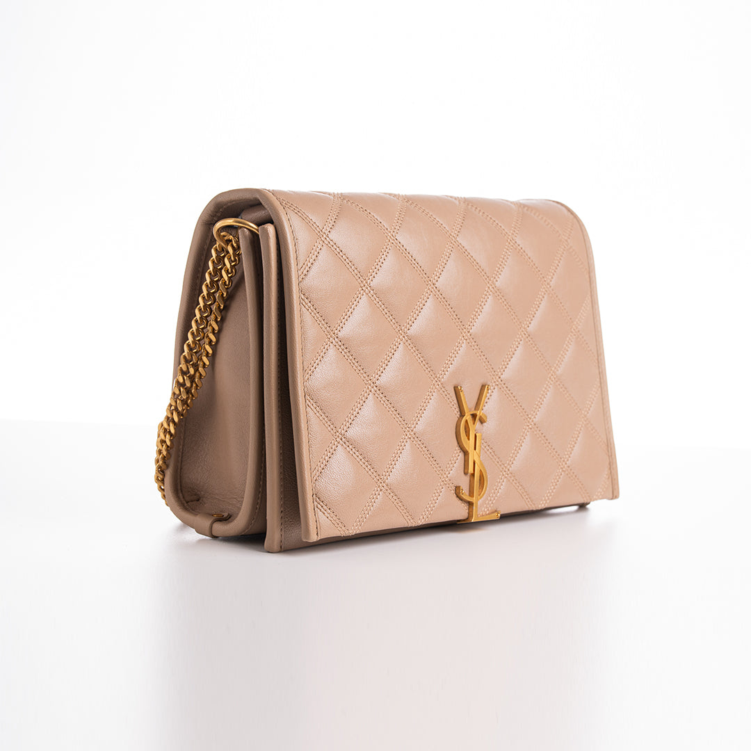 Diseñadores: SAINT LAURENT