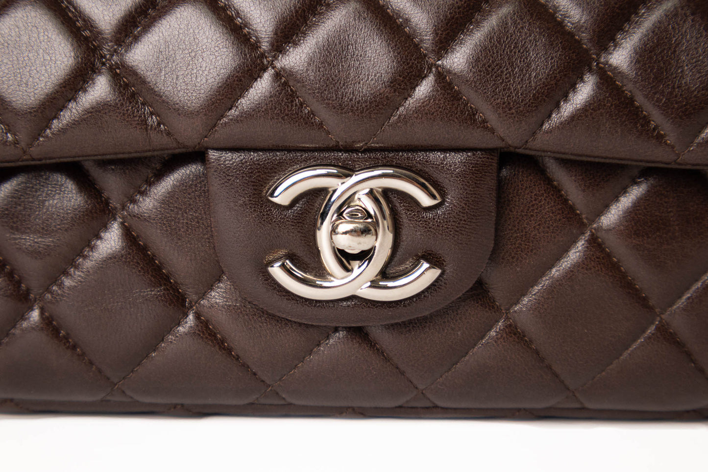 CHANEL CLASSIC MEDIUM DOBLE FLAP BAG