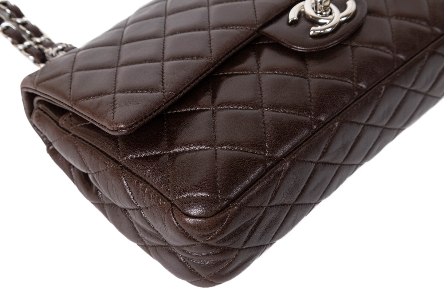 CHANEL CLASSIC DOUBLE FLAP BAG MEDIUM CHOCOLATE