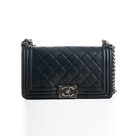 CHANEL BOY CALFSKIN MEDIUM