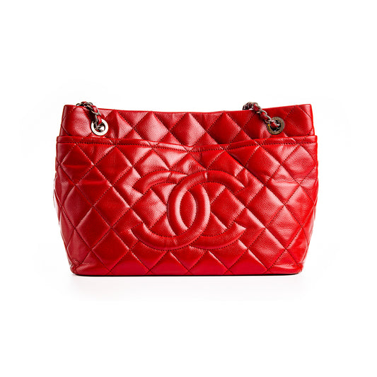 CAVIAR QUILTED TIMELESS CC SOFT TOTE RED